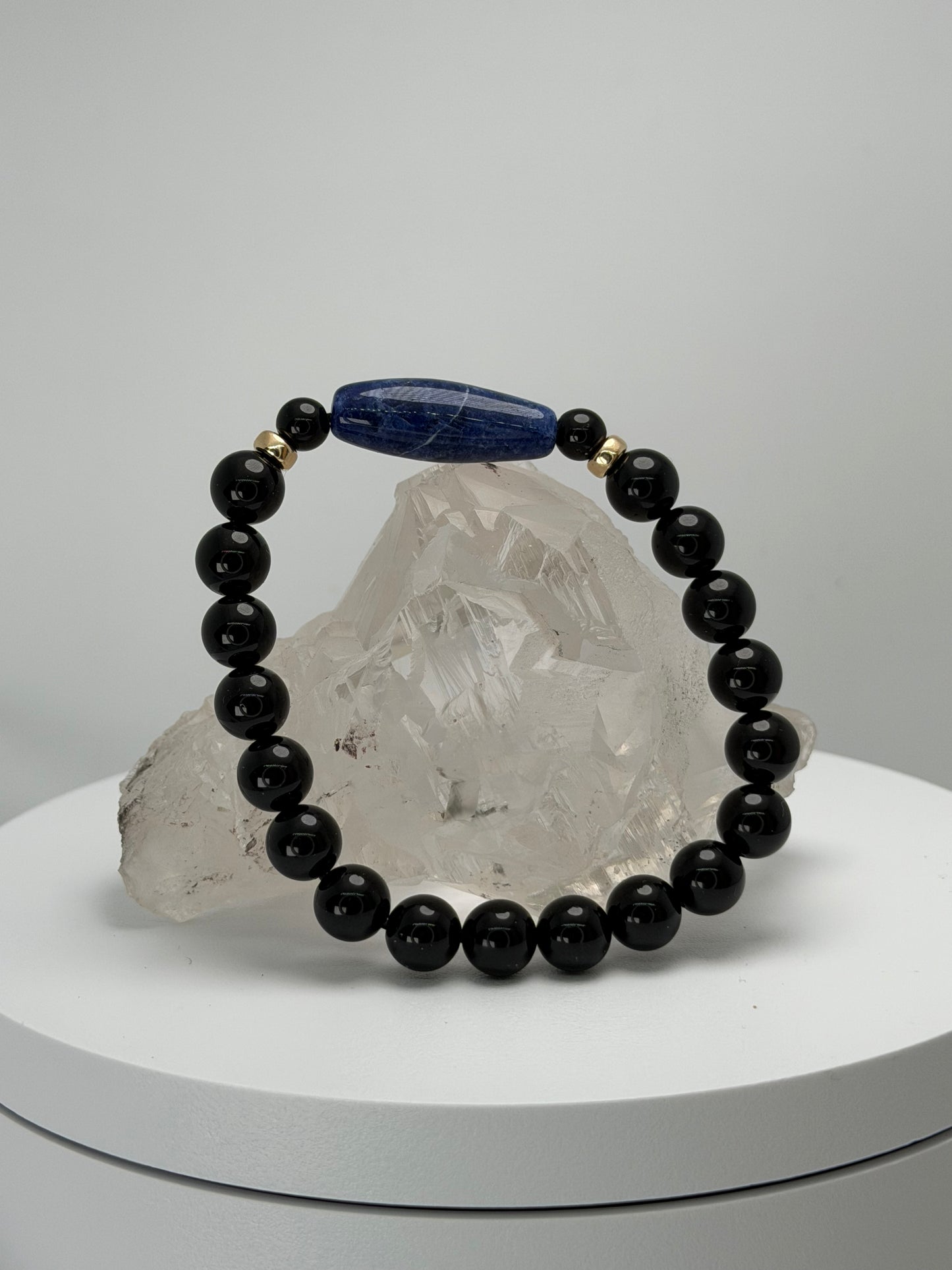 知性を纏う守り｜ソーダライト天珠 × モリオン デザインブレス　[国内加工 KOUSHUYA望月作天珠]　003