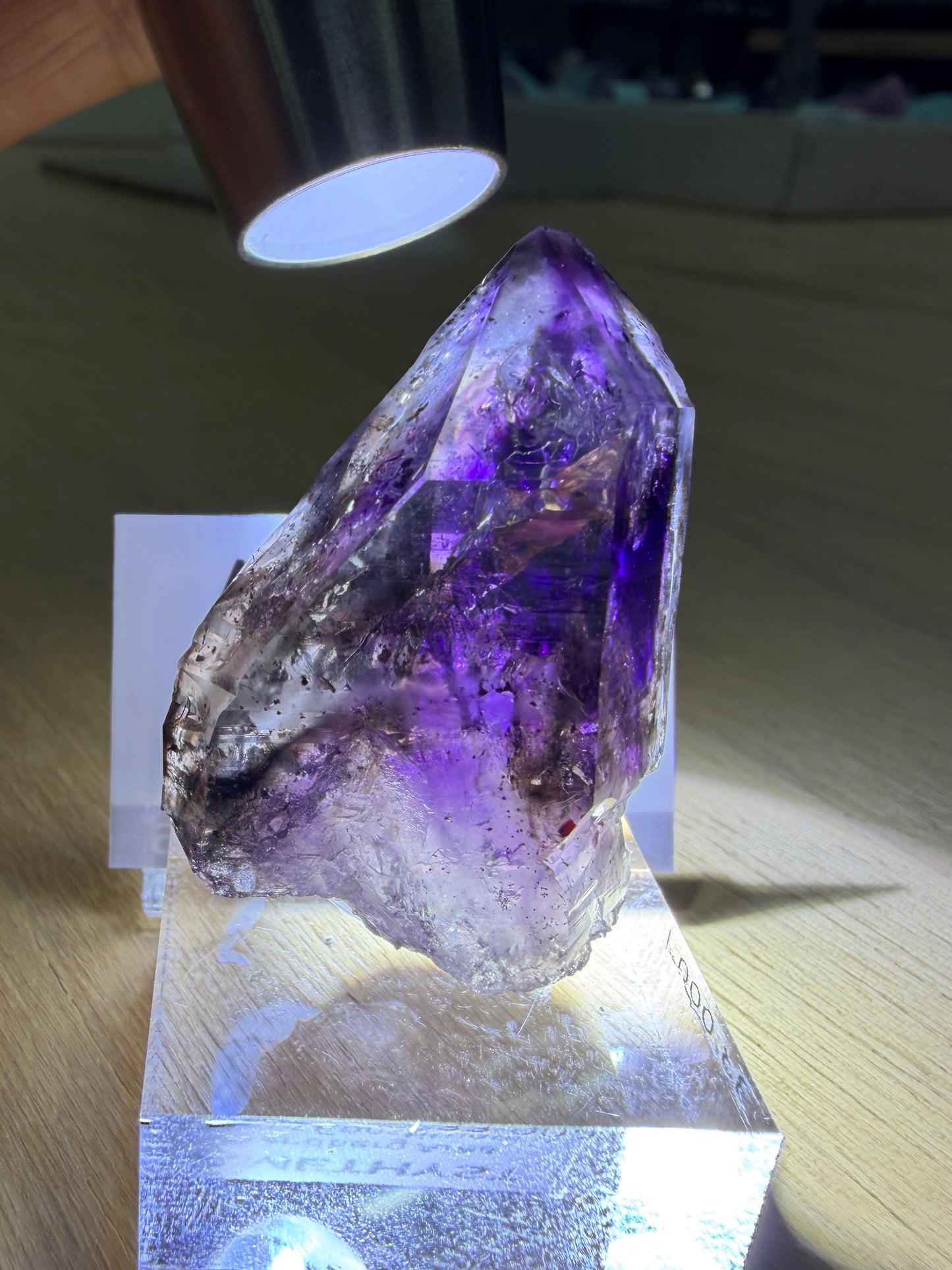 【ブランドバーグ産】極上濃紫ファントム｜アメジスト単結晶 ナミビア・エロンゴ州　003