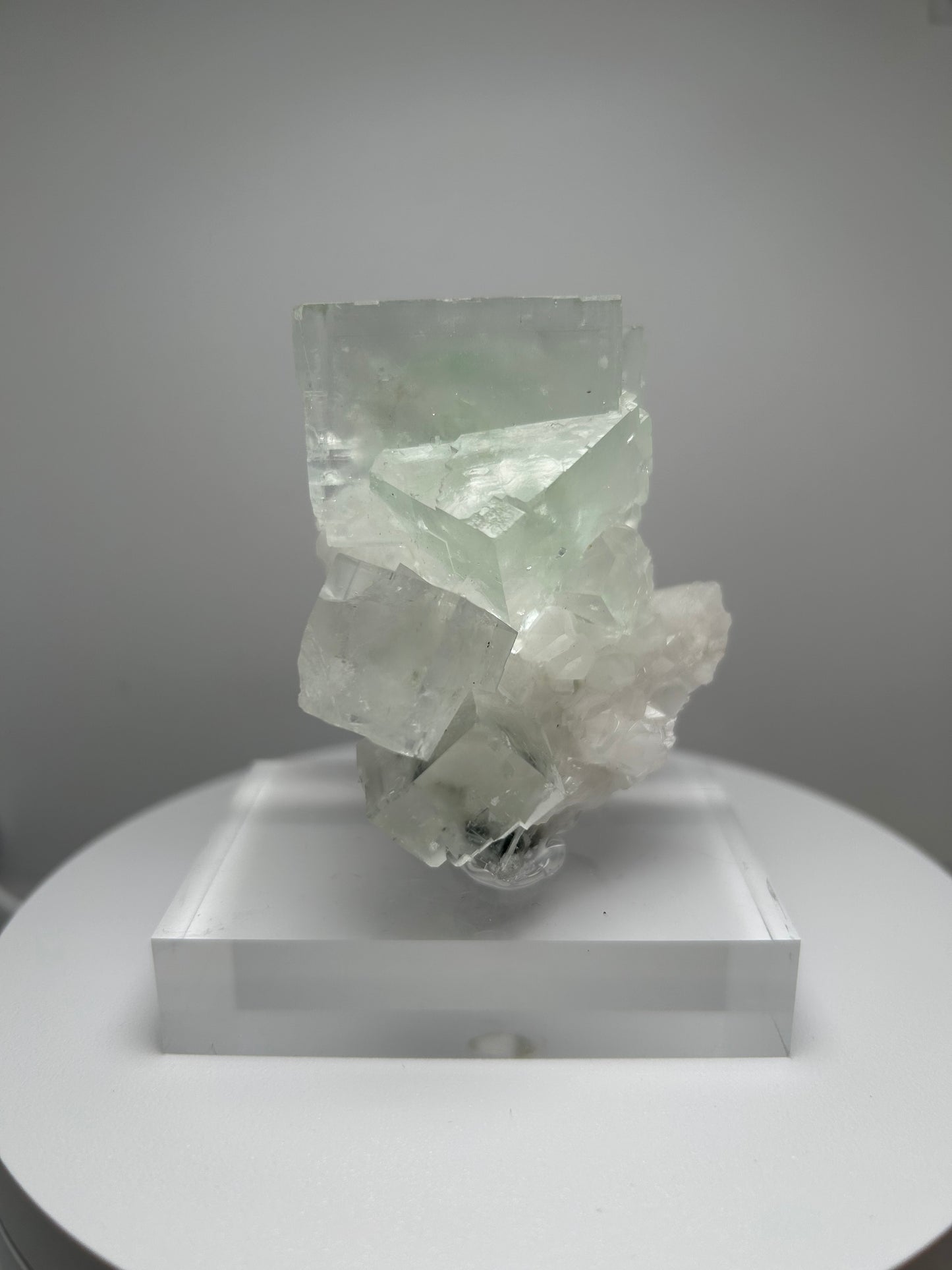 透明感が美しすぎる…中国・福建省産フローライト＆クォーツ【Longyan Mine】