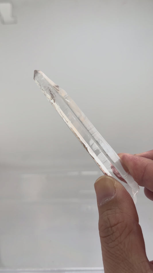 20260218welikestones レーザークォーツ　ブラジルジアマンチーナ産　001